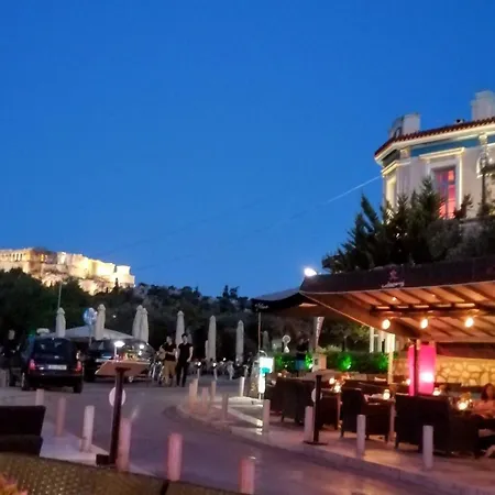 Sunny In Acropolis Appartement *